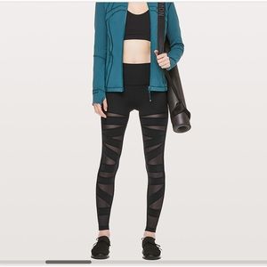 Lululemon Wunder Under HighRise Tech Mesh Size 6